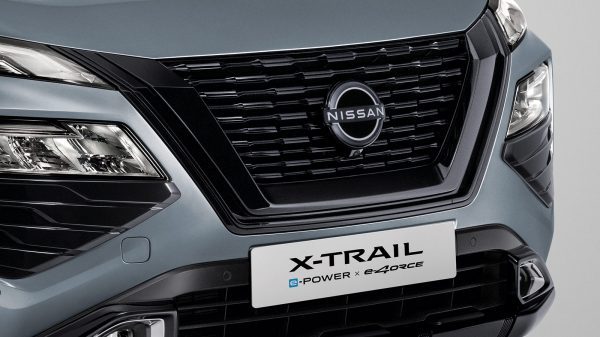 Front Grill ASSY Piano Black กระจังหน้า สีดำเปียโนแบล็ค